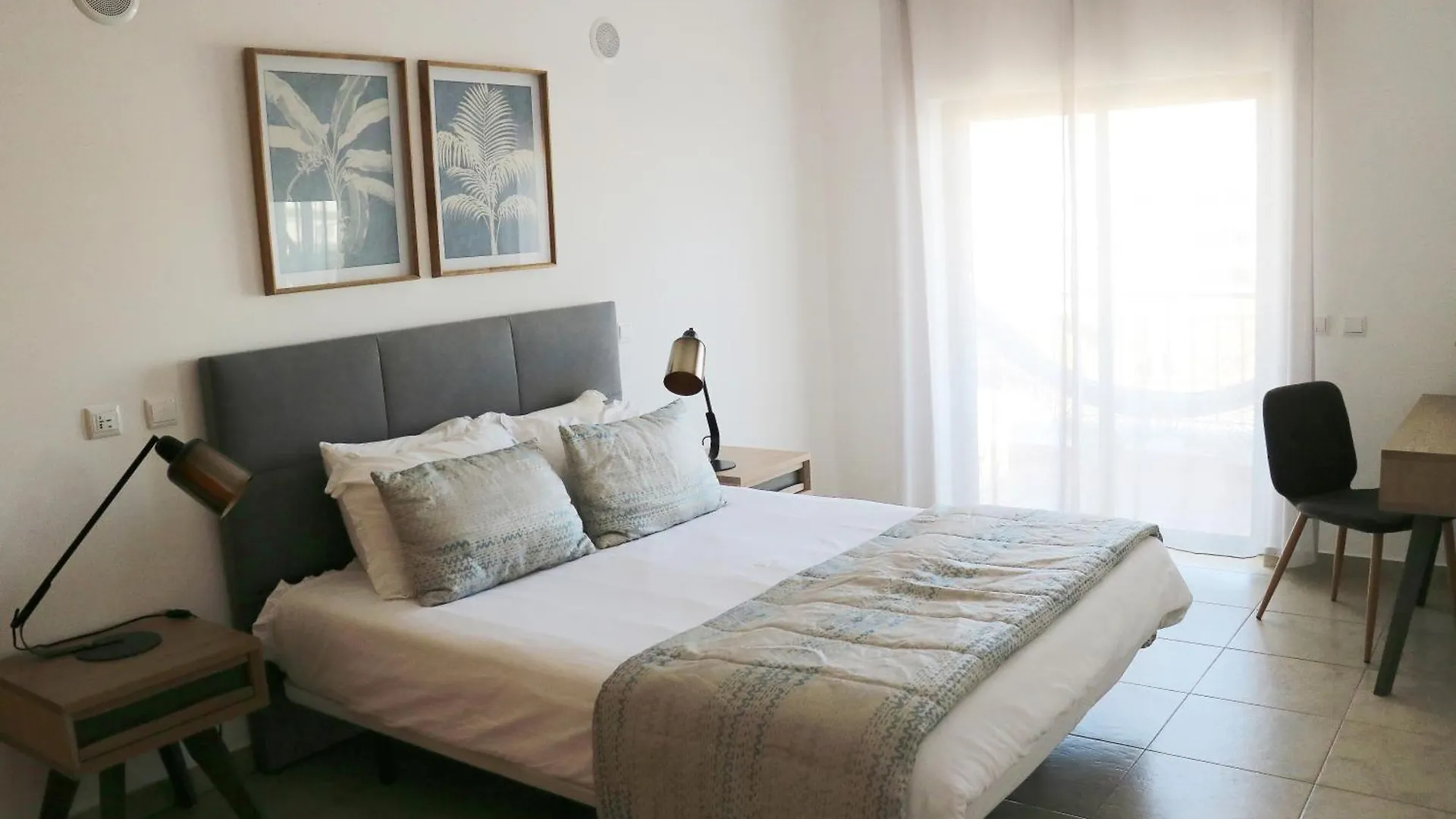 3 Bedroom Apartment With Indoor Pool Central Lagos Portugal
