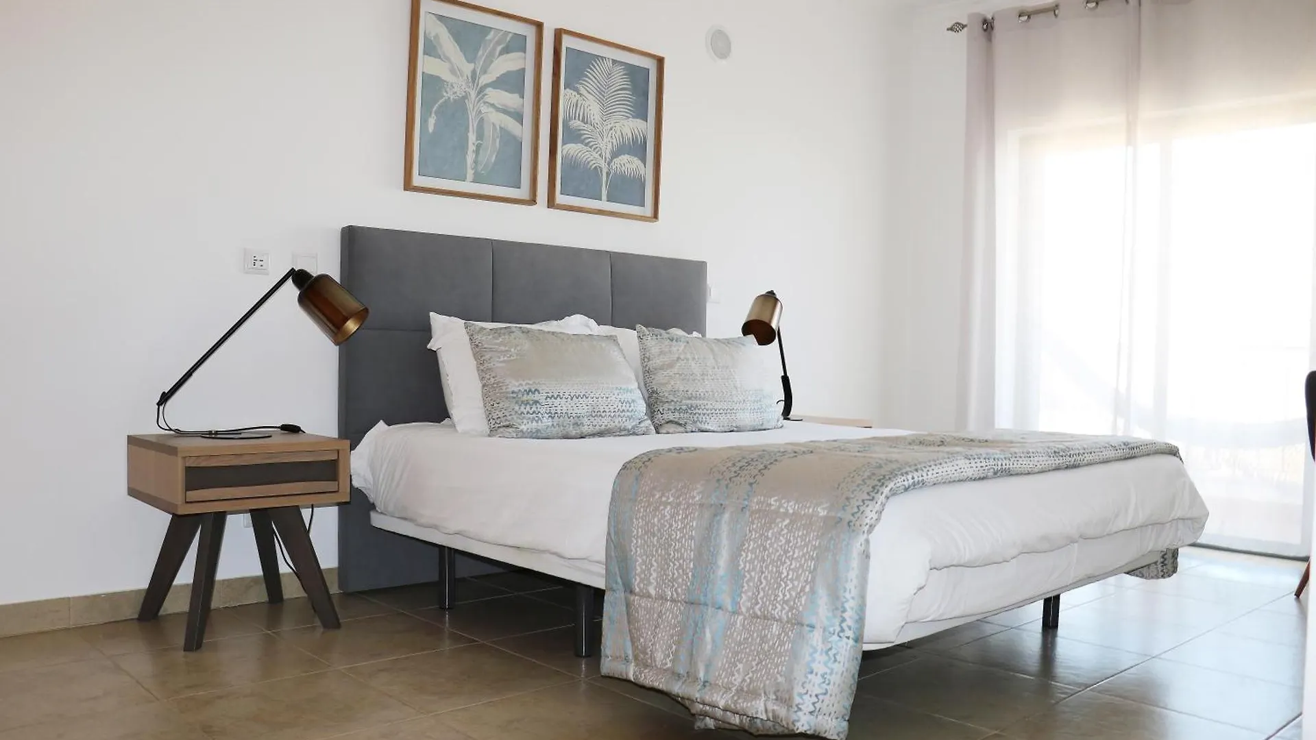 3 Bedroom Apartment With Indoor Pool Central Lagos Portugal