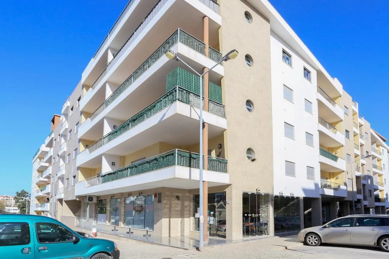 3 Bedroom Apartment With Indoor Pool Central Lagos Portugalsko
