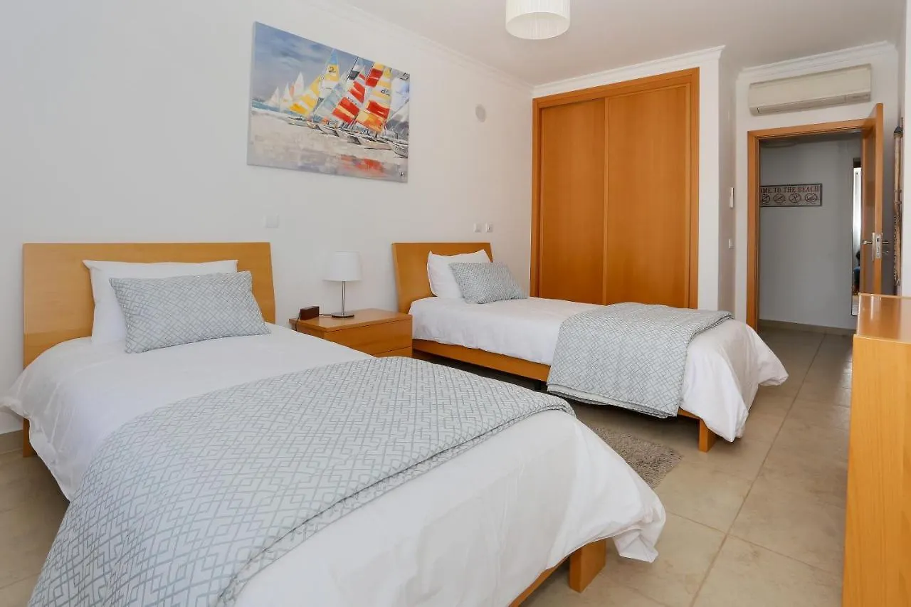 3 Bedroom Apartment With Indoor Pool Central Lagos 0*,  Portugalsko